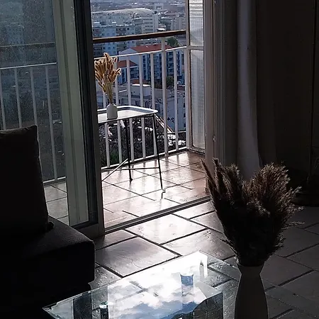 4 Pieces Avec Vue Et Stationnement Prive A Apartment *