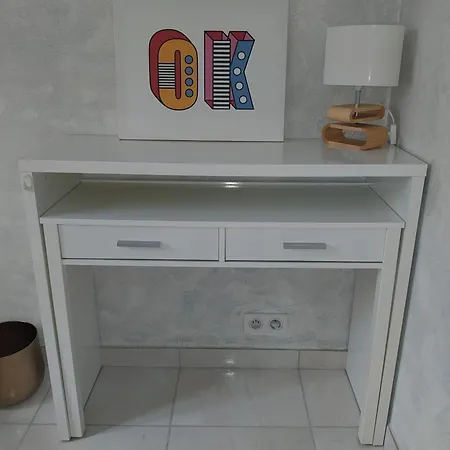 4 Pieces Avec Vue Et Stationnement Prive A *